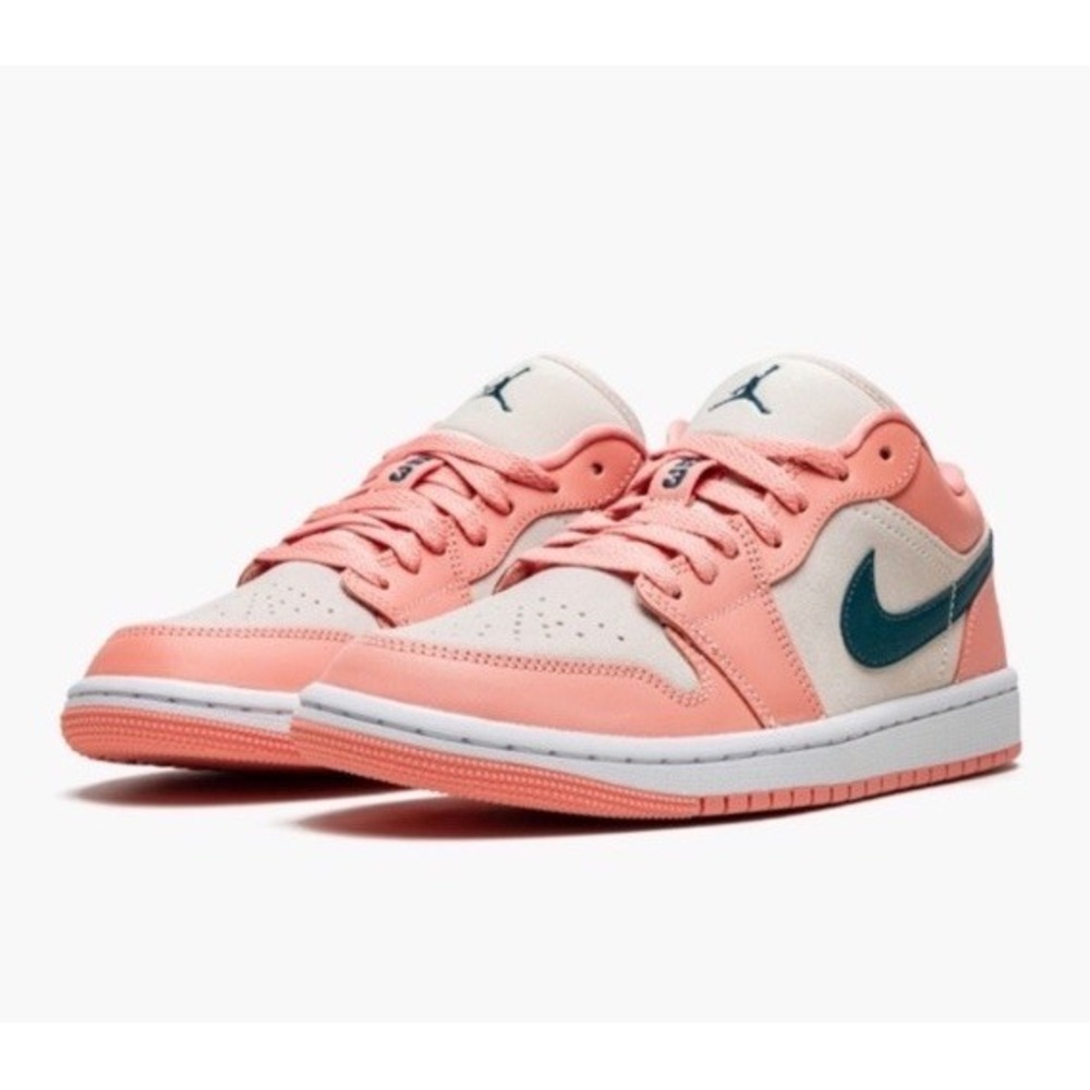 Nike Air Jordan 1 Low Light Madder Root Peach/Green DC0774-800 Women's Size 8.5